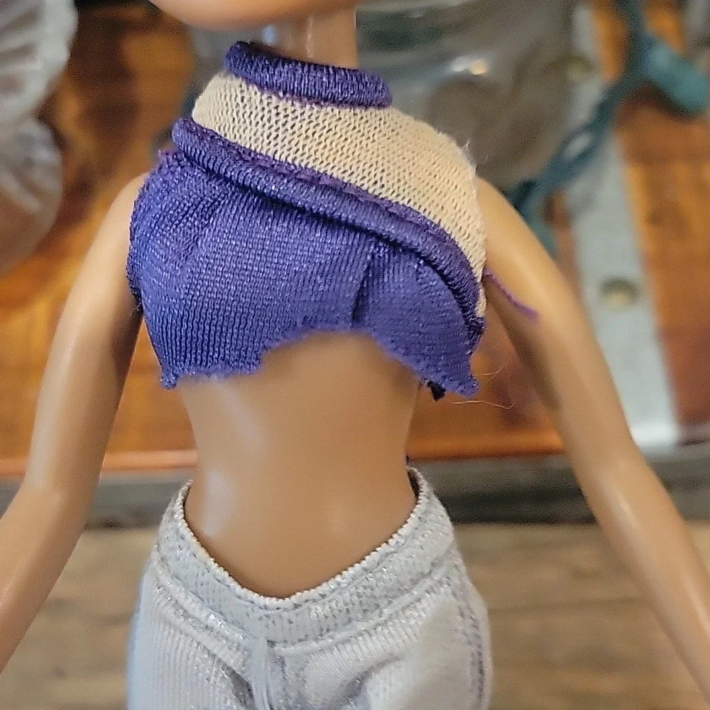 MGA Entertainment bratz 2001